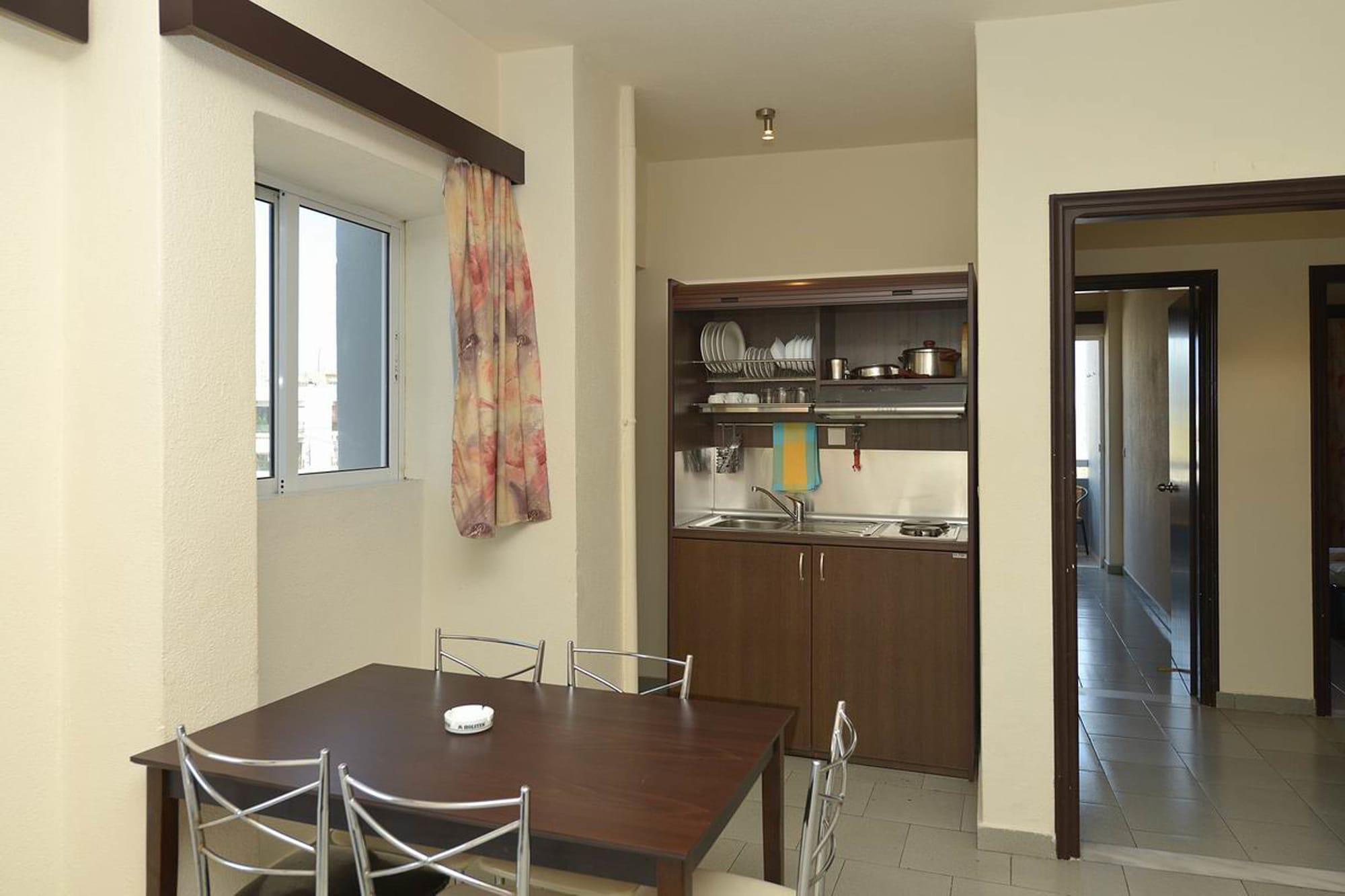 Ialysos City Hotel Экстерьер фото