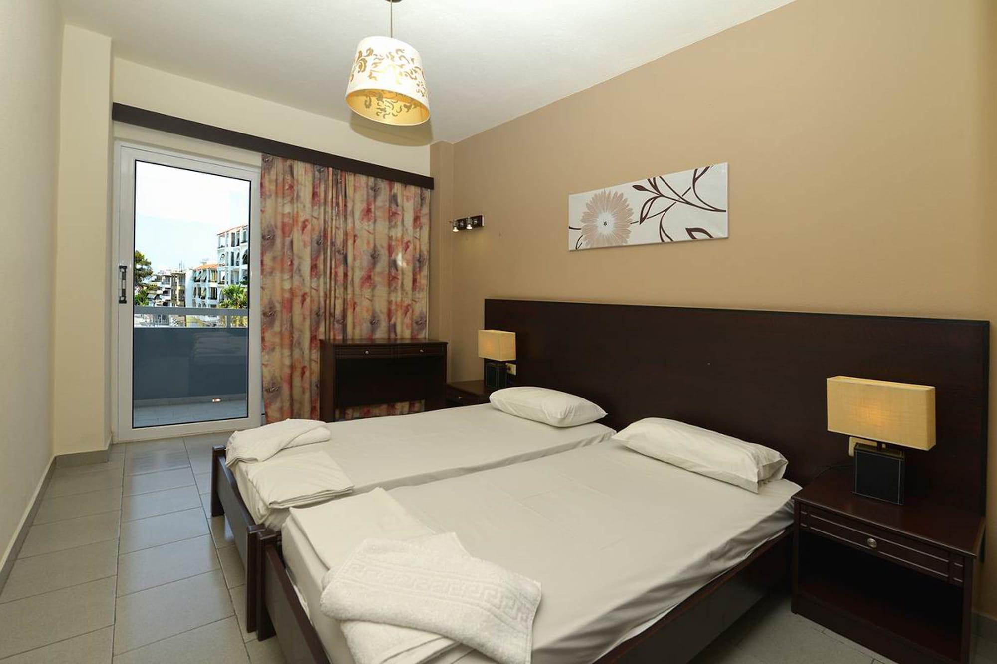 Ialysos City Hotel Экстерьер фото