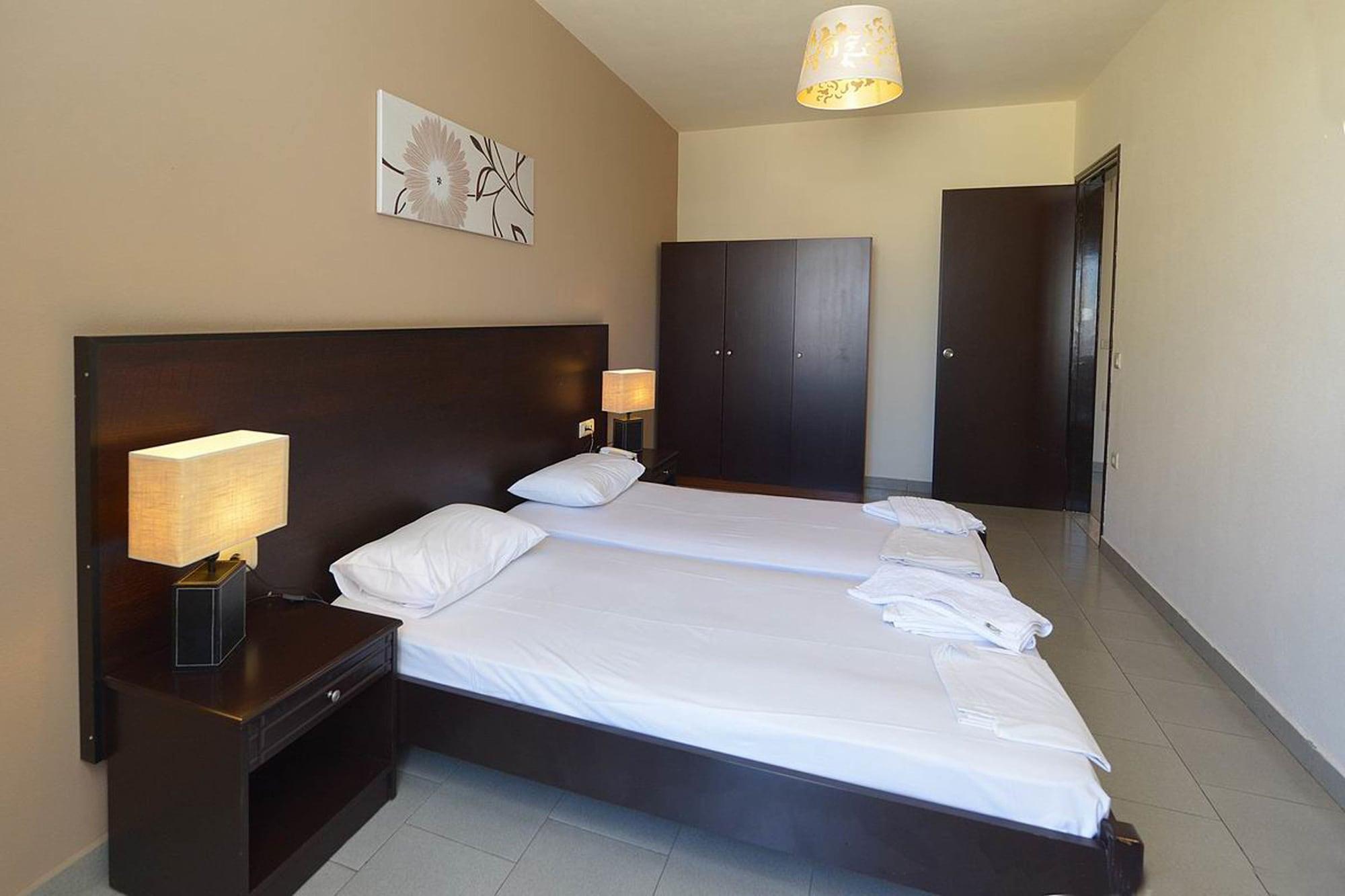 Ialysos City Hotel Экстерьер фото