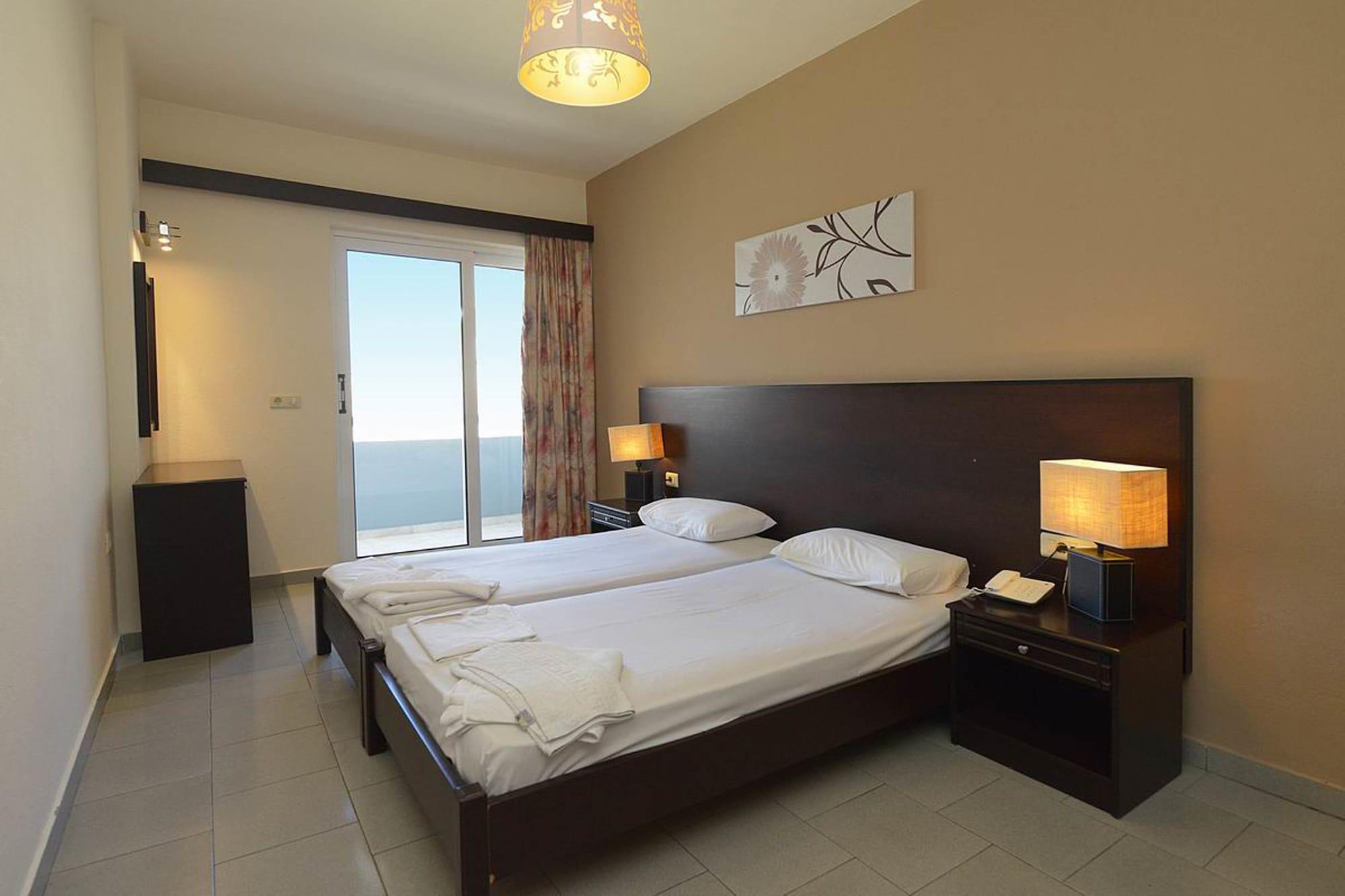 Ialysos City Hotel Экстерьер фото