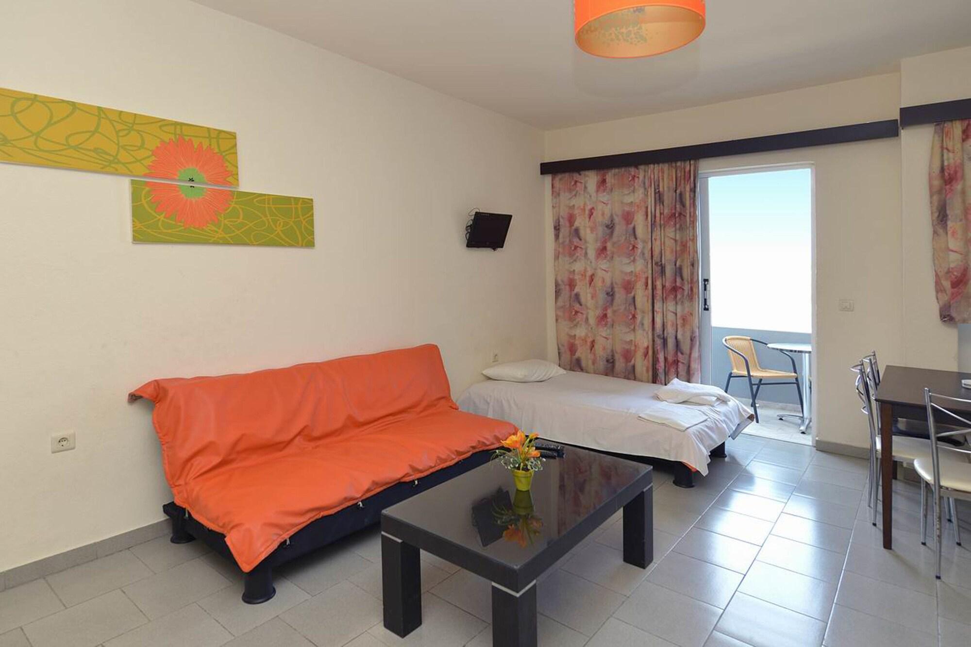 Ialysos City Hotel Экстерьер фото