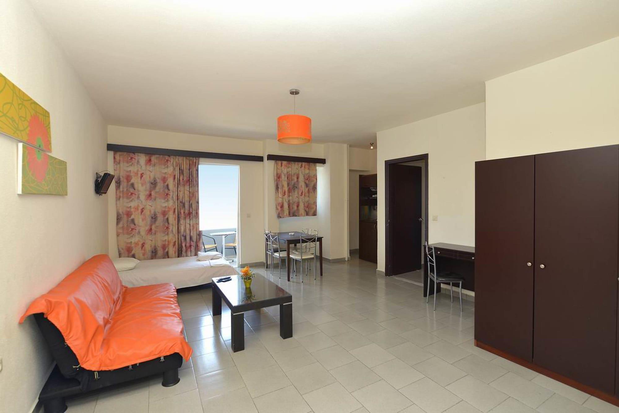 Ialysos City Hotel Экстерьер фото