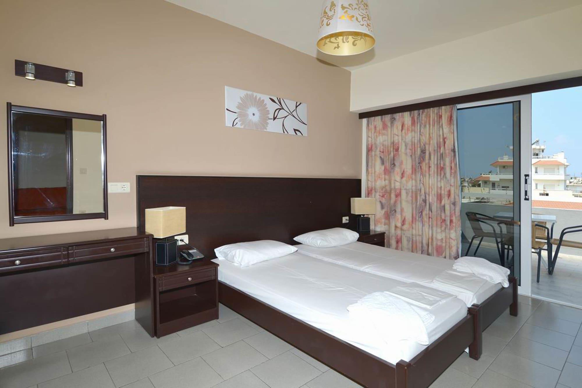 Ialysos City Hotel Экстерьер фото