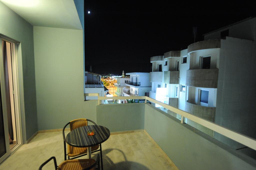 Ialysos City Hotel Экстерьер фото