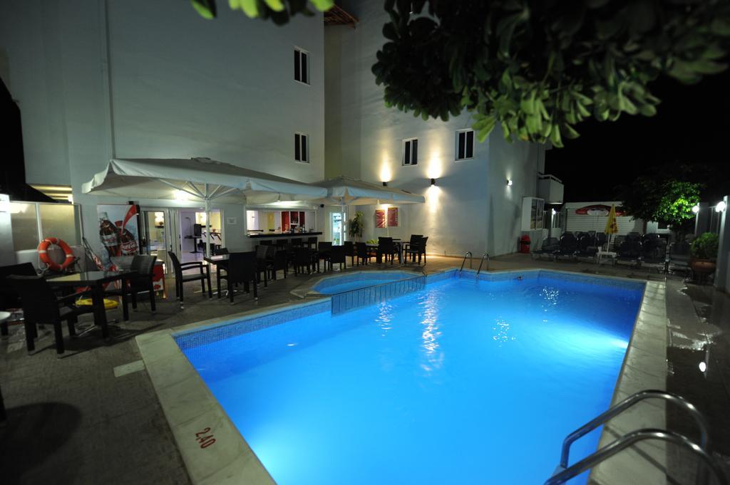 Ialysos City Hotel Экстерьер фото
