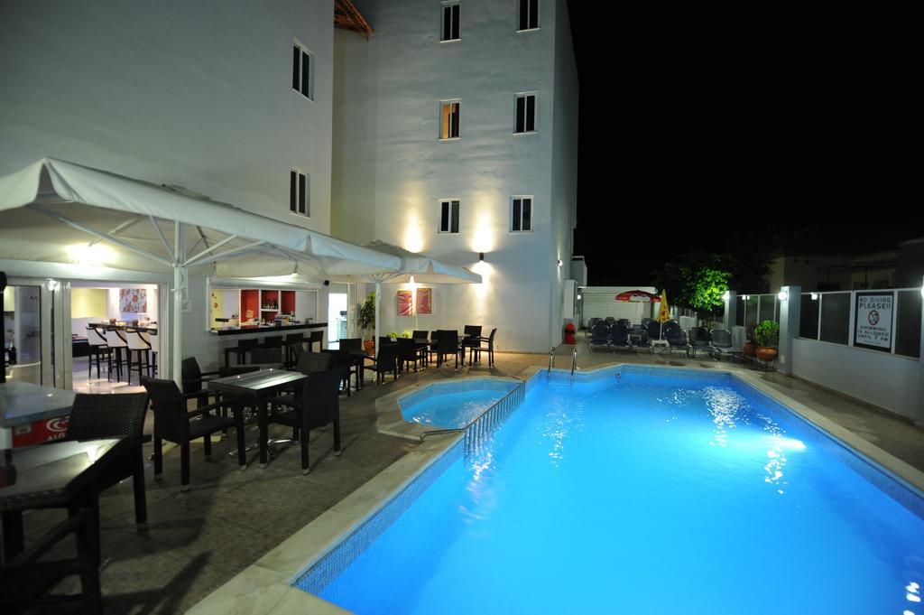 Ialysos City Hotel Экстерьер фото